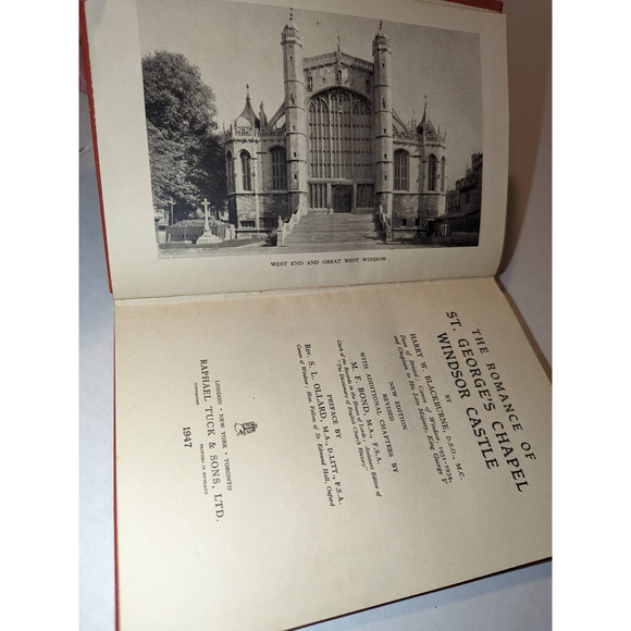 Vintage 1947 The Romance of St. George's Chapel Windsor Castle Raphael Tuck Son - Picture 4 of 12